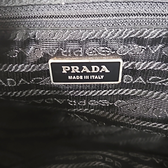 Authentic Prada Vela Tessuto Crossbody Bag - Picture 10 of 16